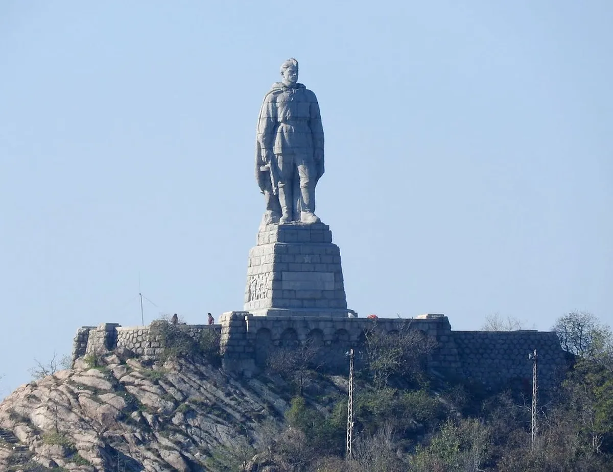 Alyosha Monument