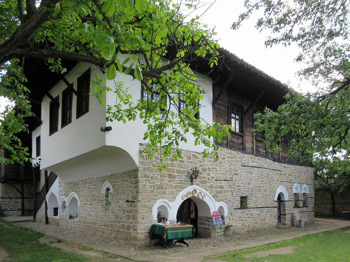 Arbanasi Veliko Tarnovo — arbanasi village guide, Bulgaria