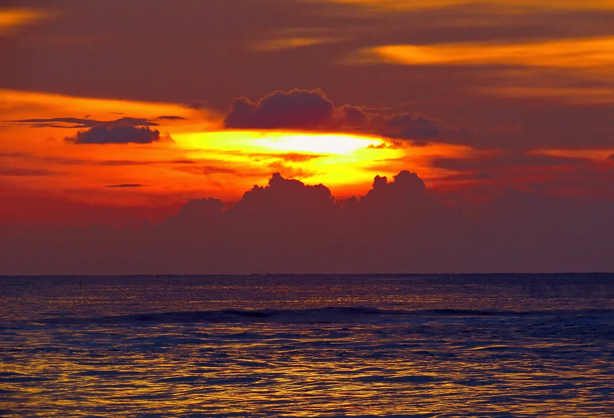 Spring in Golden Sands (March–May): Mild and Inviting