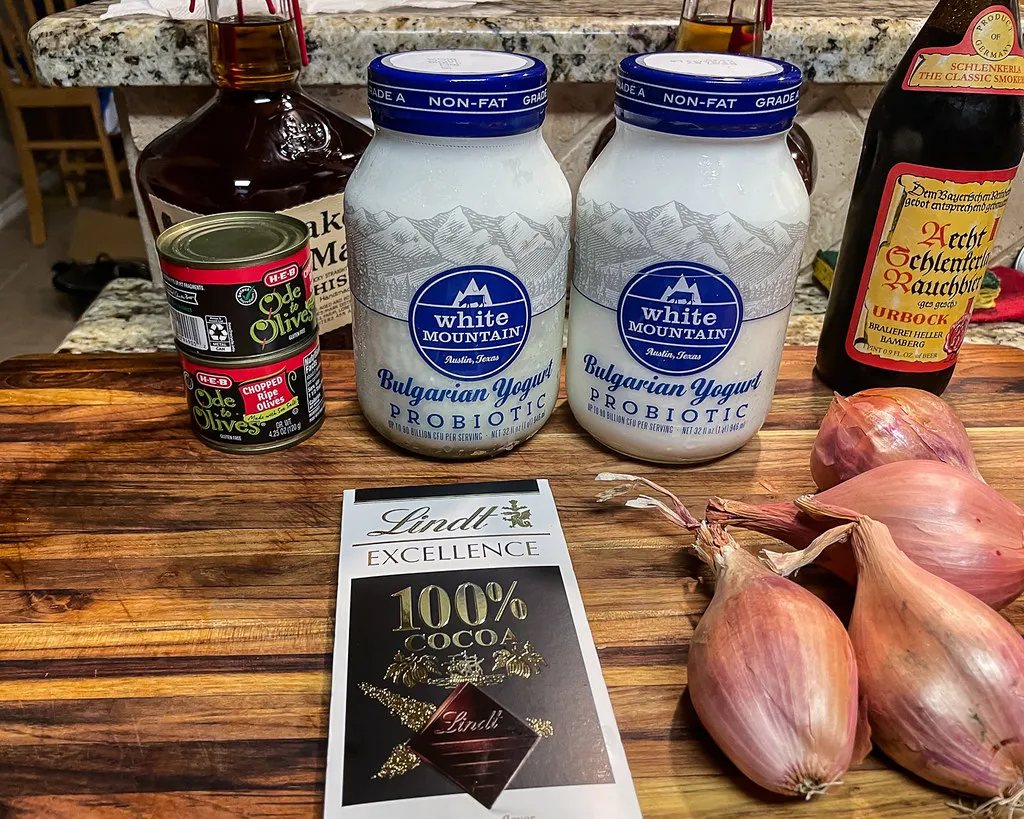 Bulgarian yogurt (kiselo mlyako)