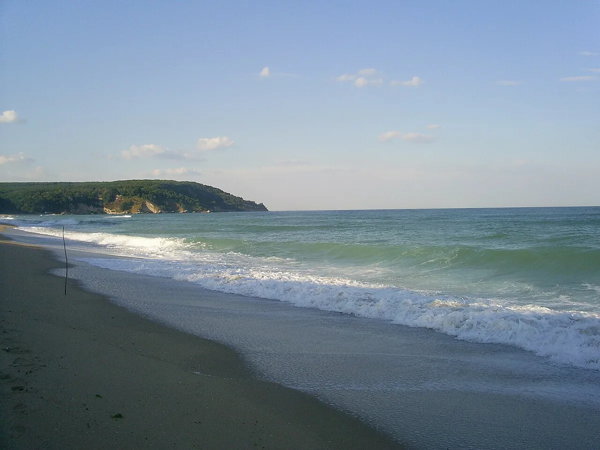 Kara Dere2 — 1