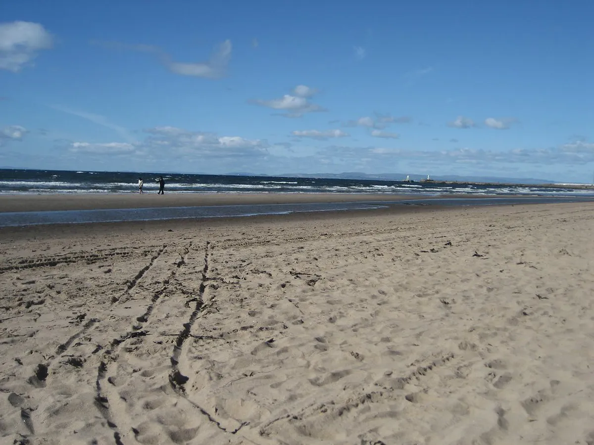 Mistakes to Avoid and Local Safety Tips in Golden-Sands