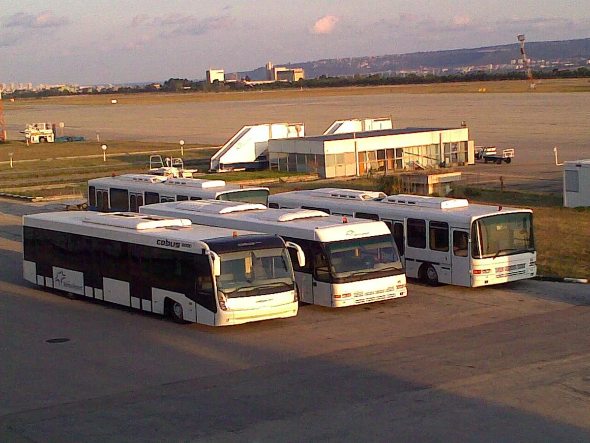 Varna Airport Rollfeld — 1
