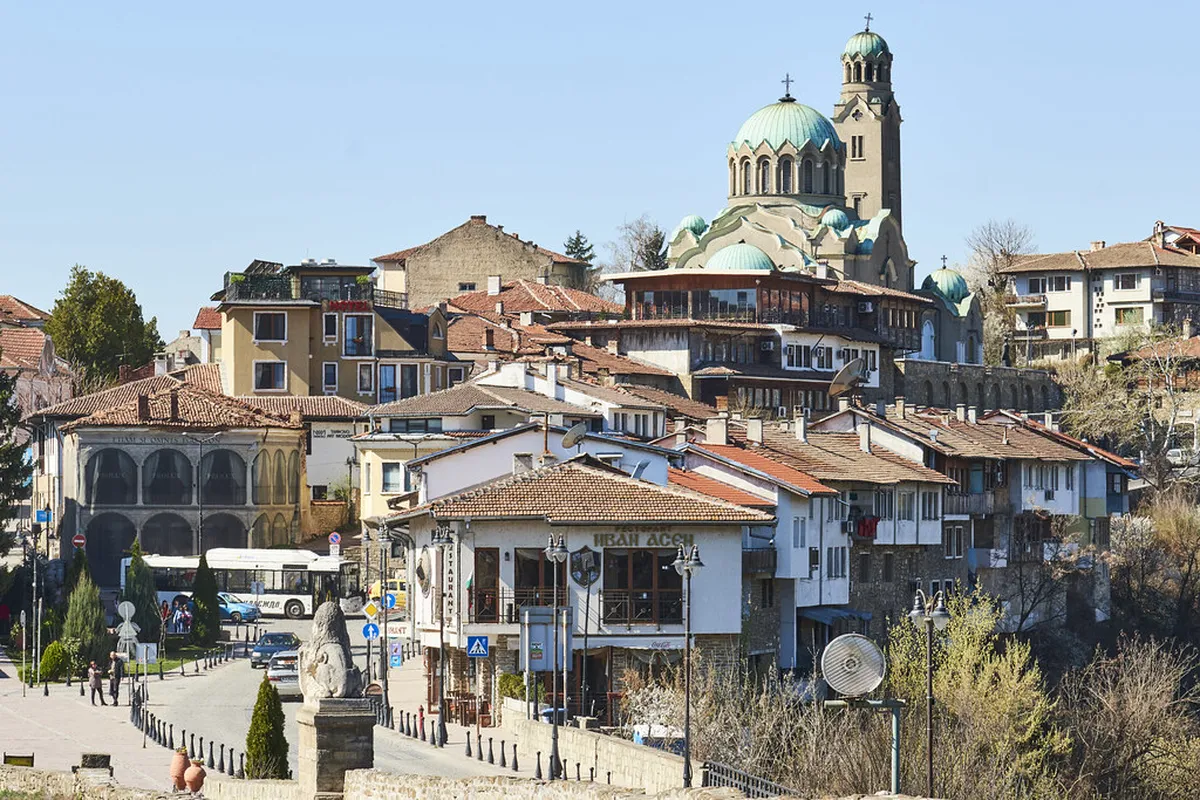 The hillside town of Veliko Tarnovo in Bulgaria