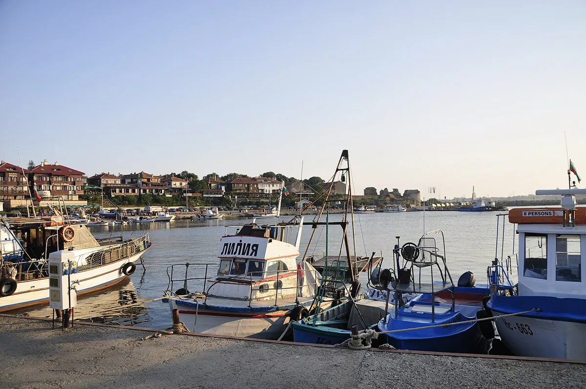 Boat trip along the Nessebar peninsula, Bulgaria — 1