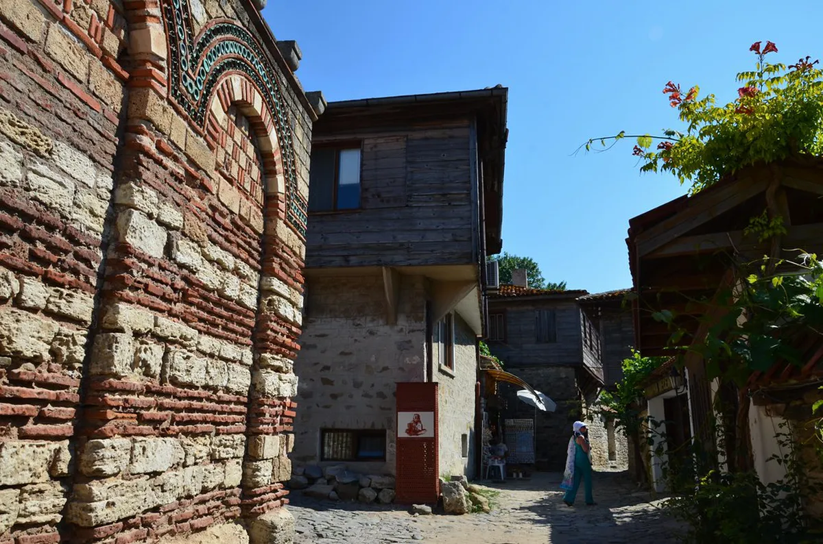 Nessebar old town Bulgaria — nessebar restaurants