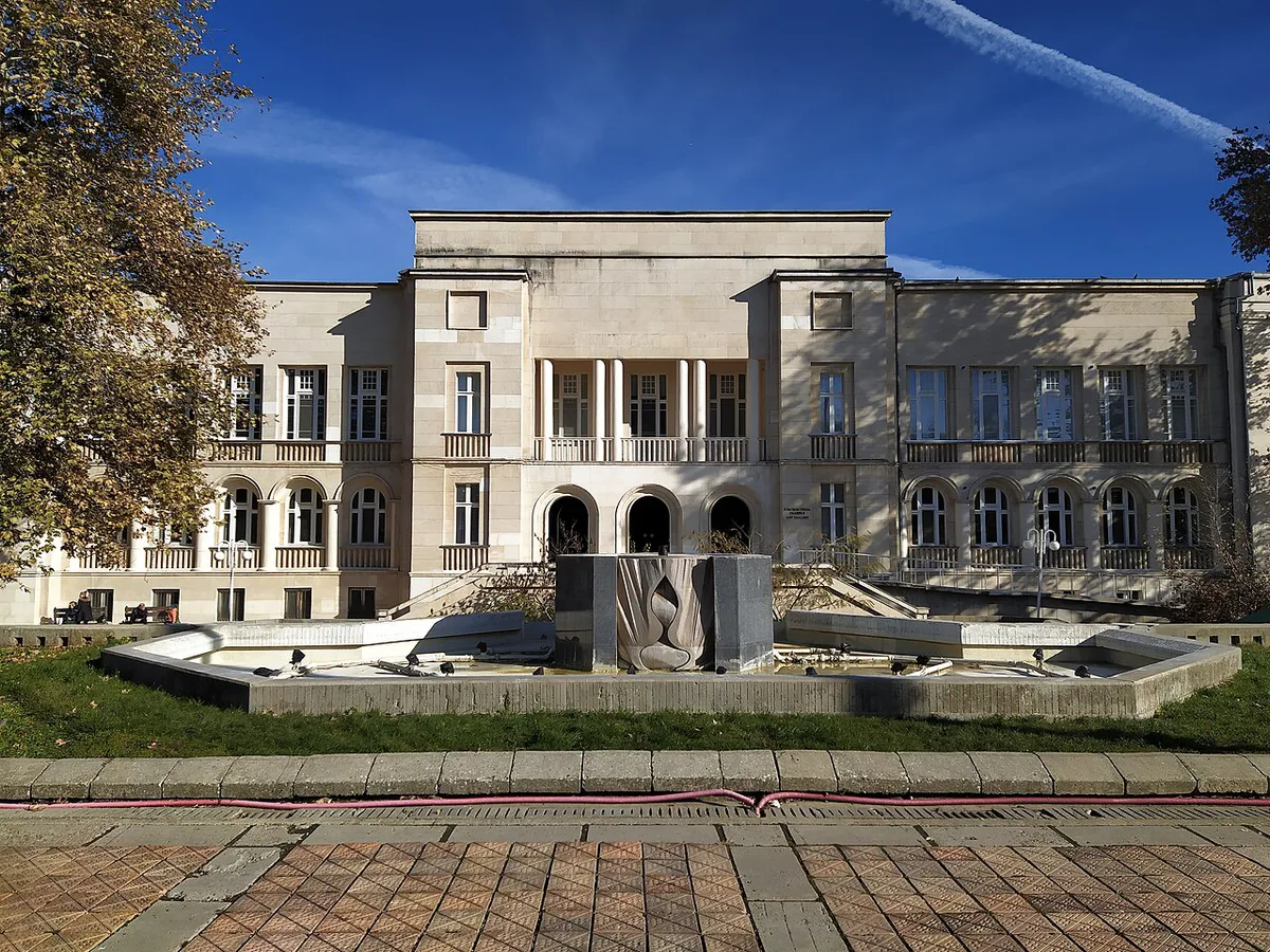 Artisan workshop building at the Old Dobrich Ethnographic Complex, Bulgaria — 2