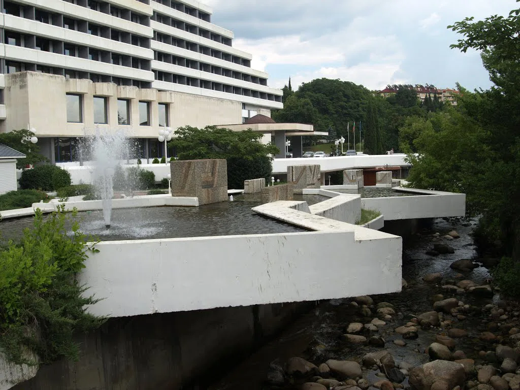 Mineral water pool at a spa hotel in Sandanski, Bulgaria — 1