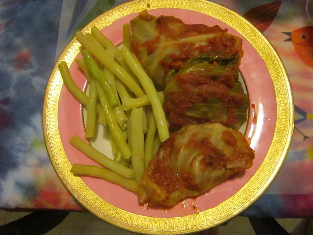Sarmi, stuffed vine and cabbage leaves
