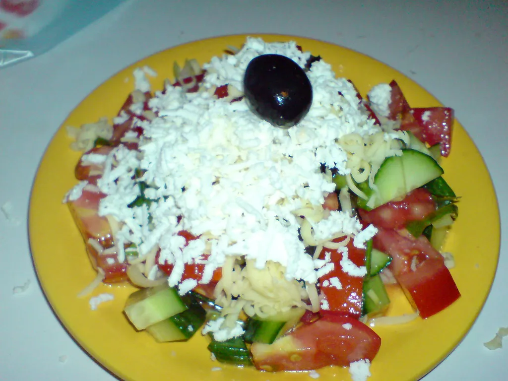Shopska salad with grated sirene cheese