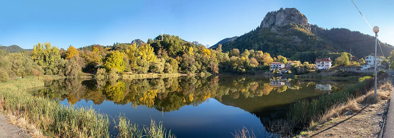 Smolyan Lakes Guide 2026: the Emerald Eyes of the Rhodopes