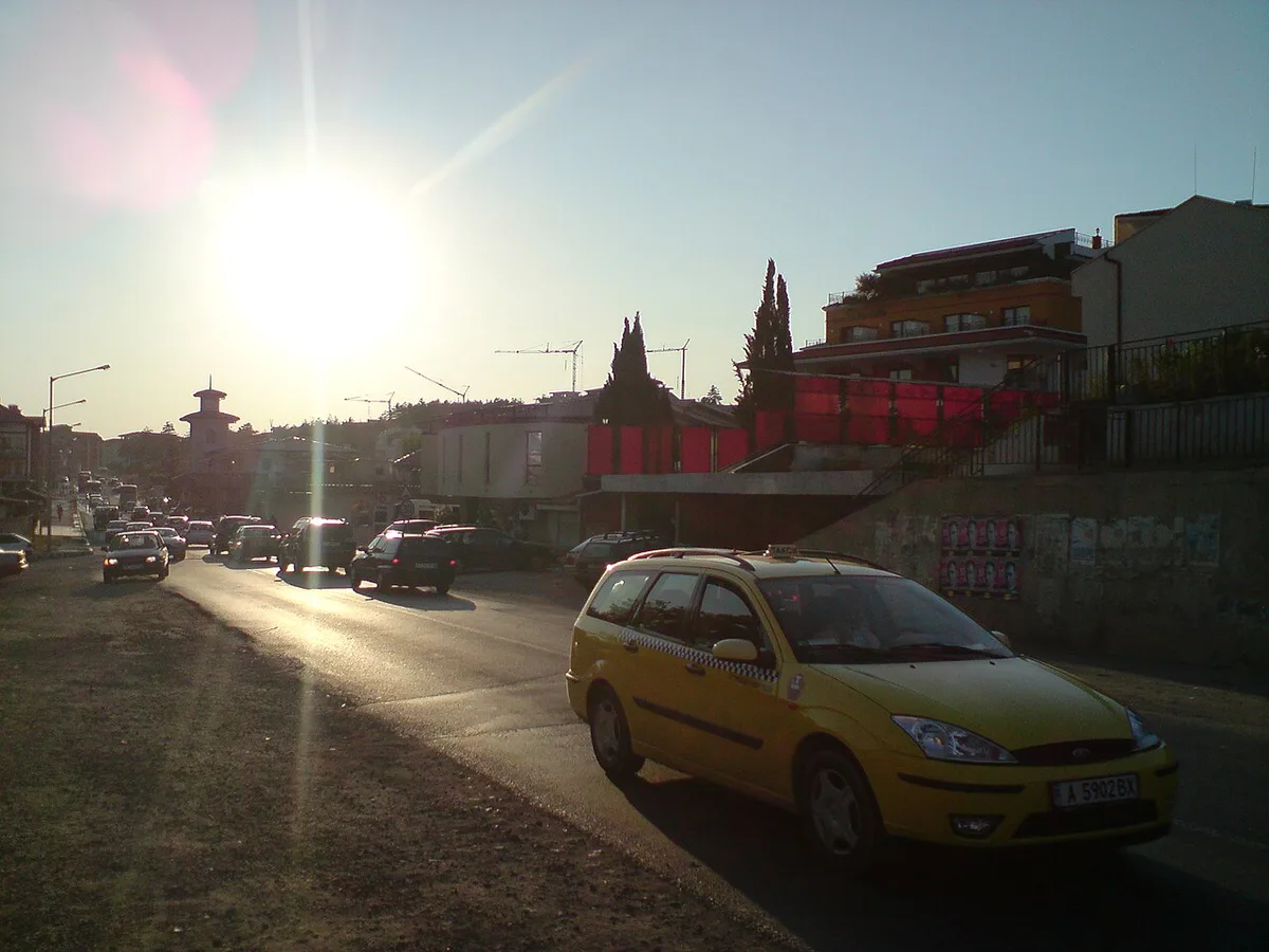 Road access near Sunny Beach resort, Bulgaria — 2