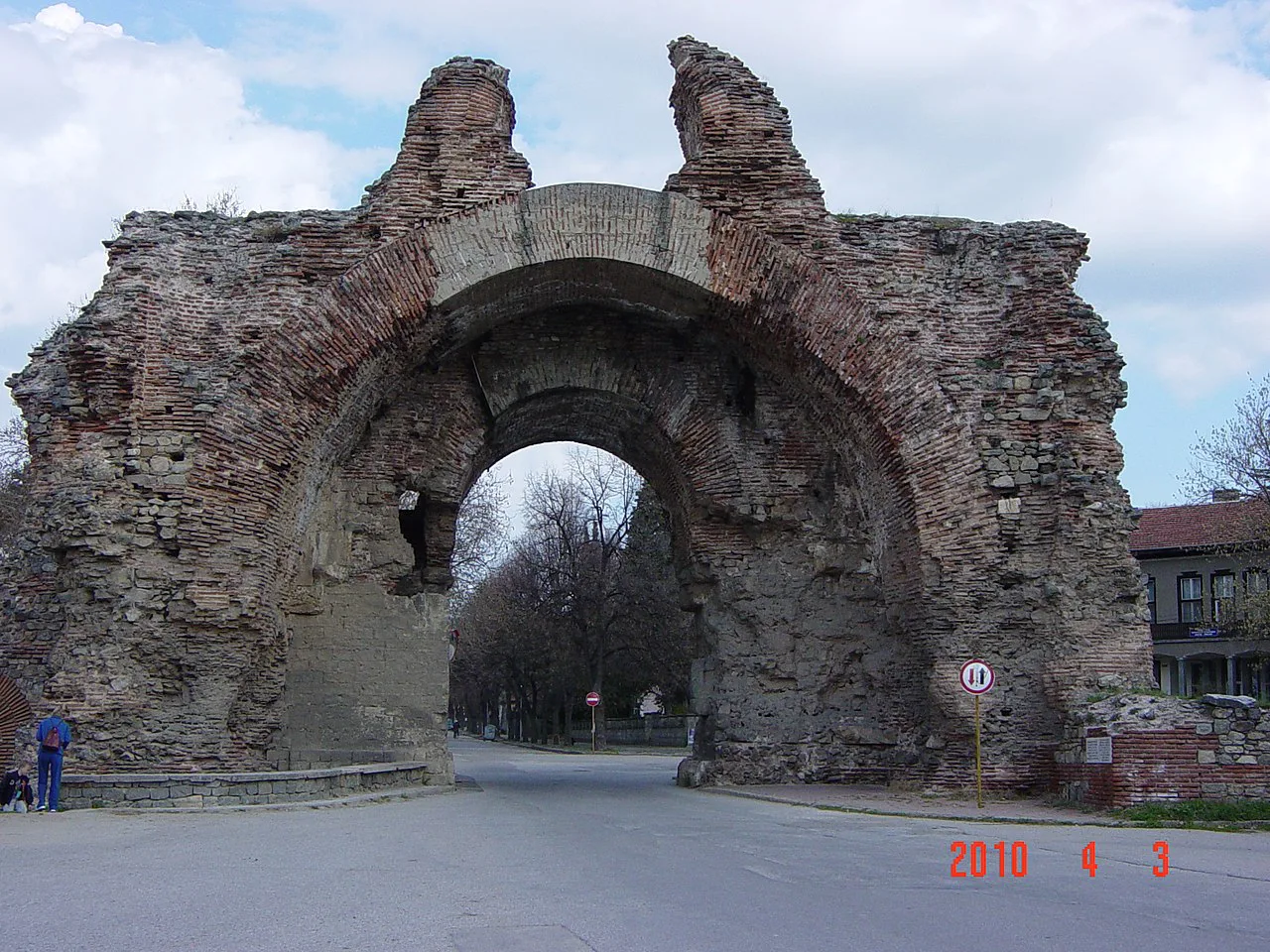 Hisarya Roman Ruins and Spa Day Trip Guide (2026)