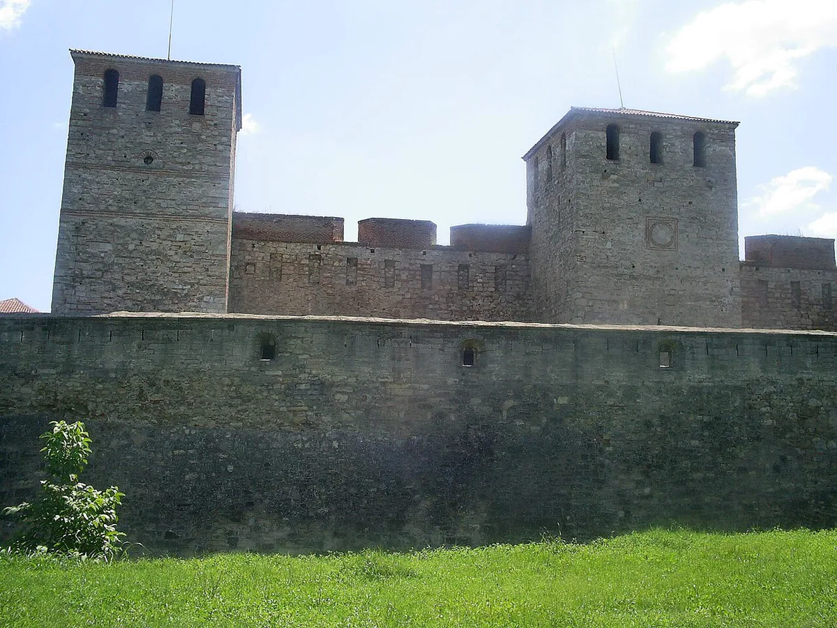 Baba Vida Fortress towers above the Danube River in Vidin, Bulgaria — 1