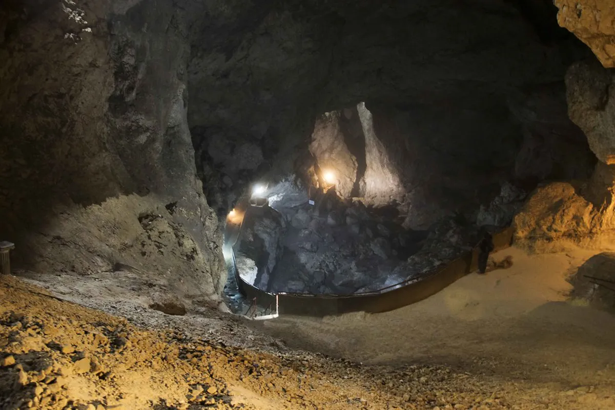Devil's Throat cave Bulgaria — trigrad gorge and devils throat cave, Bulgaria