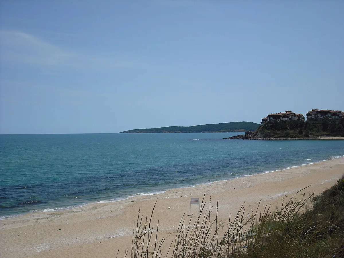 Sandy beach and coastline near Tsarevo, Bulgaria — 1