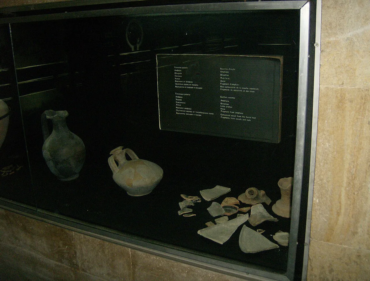 Thracian tomb landscape near Kazanlak, Bulgaria — 2